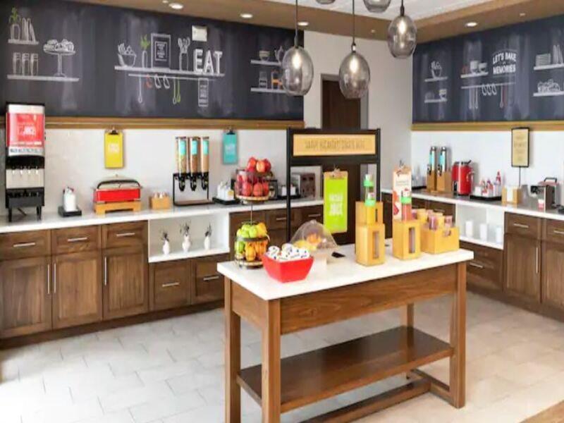 Hampton Inn & Suites Houston East Beltway 8, Tx Cloverleaf المظهر الخارجي الصورة