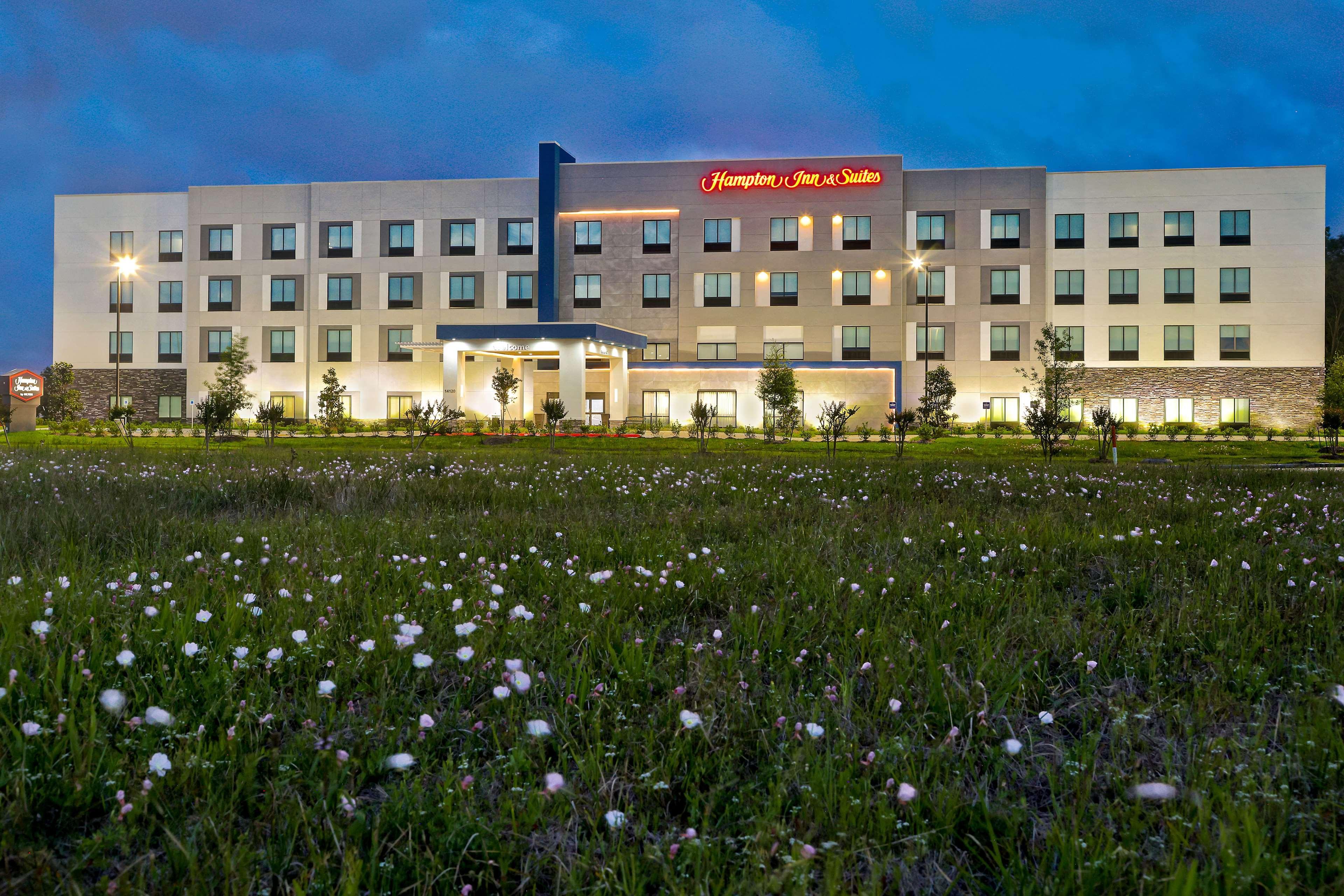 Hampton Inn & Suites Houston East Beltway 8, Tx Cloverleaf المظهر الخارجي الصورة