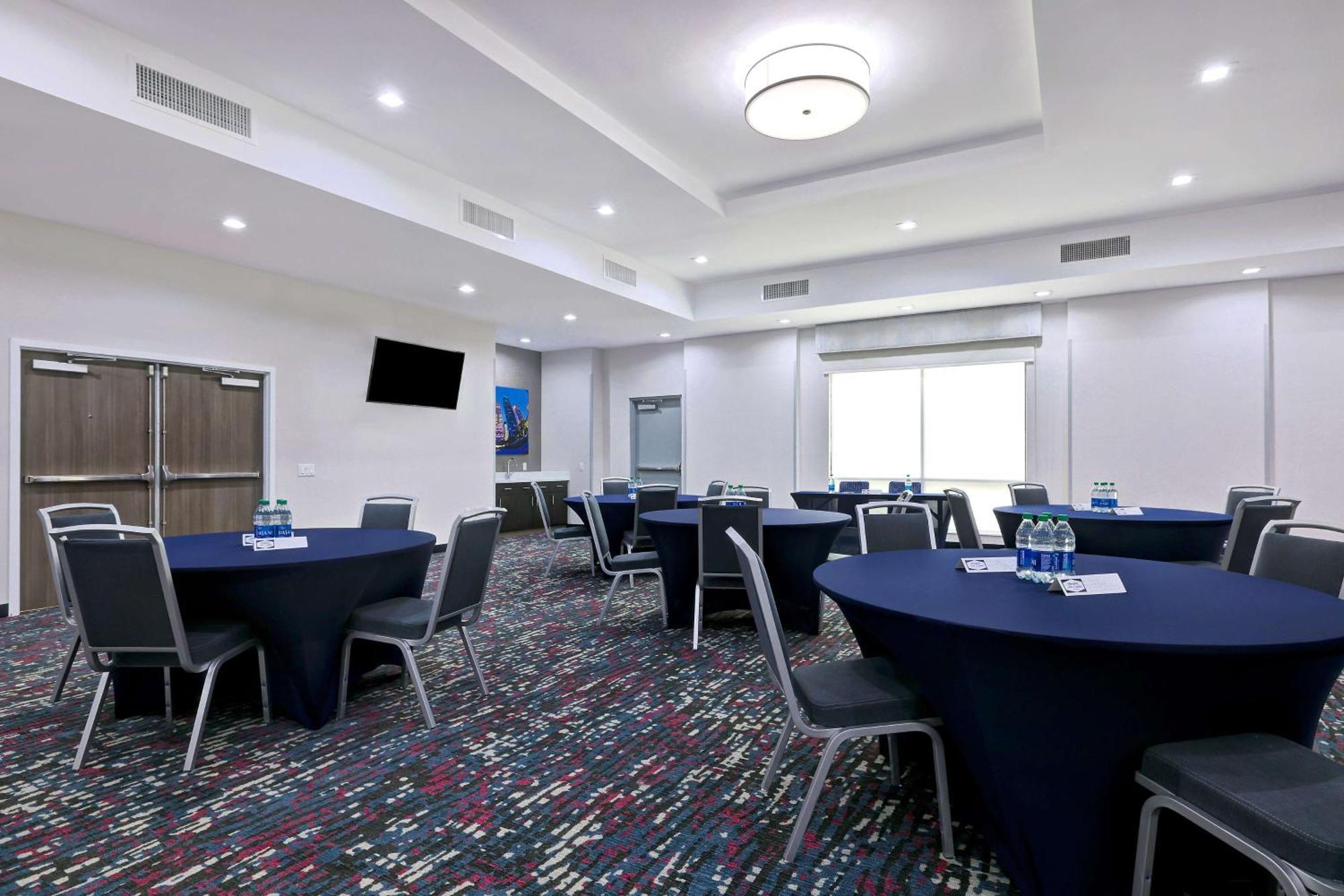 Hampton Inn & Suites Houston East Beltway 8, Tx Cloverleaf المظهر الخارجي الصورة