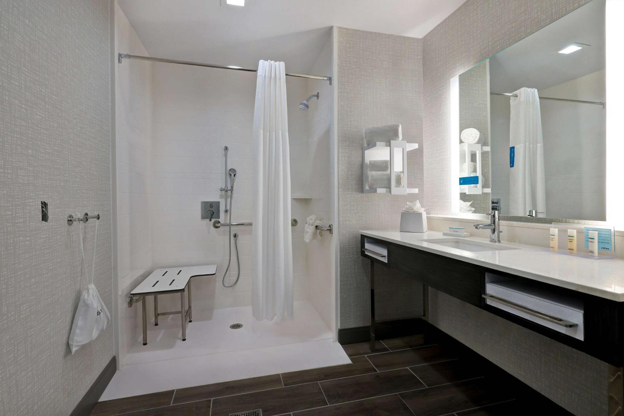 Hampton Inn & Suites Houston East Beltway 8, Tx Cloverleaf المظهر الخارجي الصورة