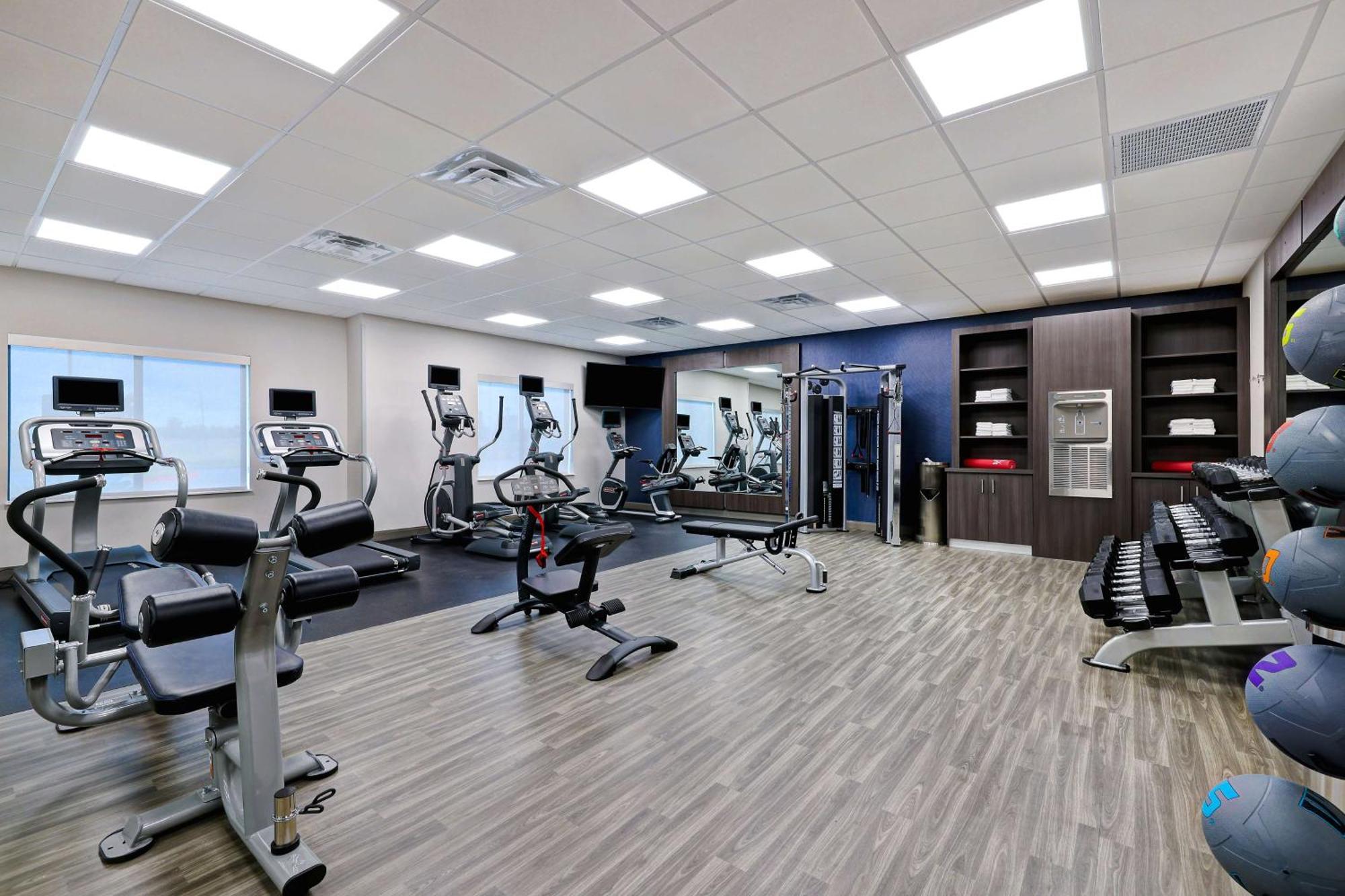 Hampton Inn & Suites Houston East Beltway 8, Tx Cloverleaf المظهر الخارجي الصورة