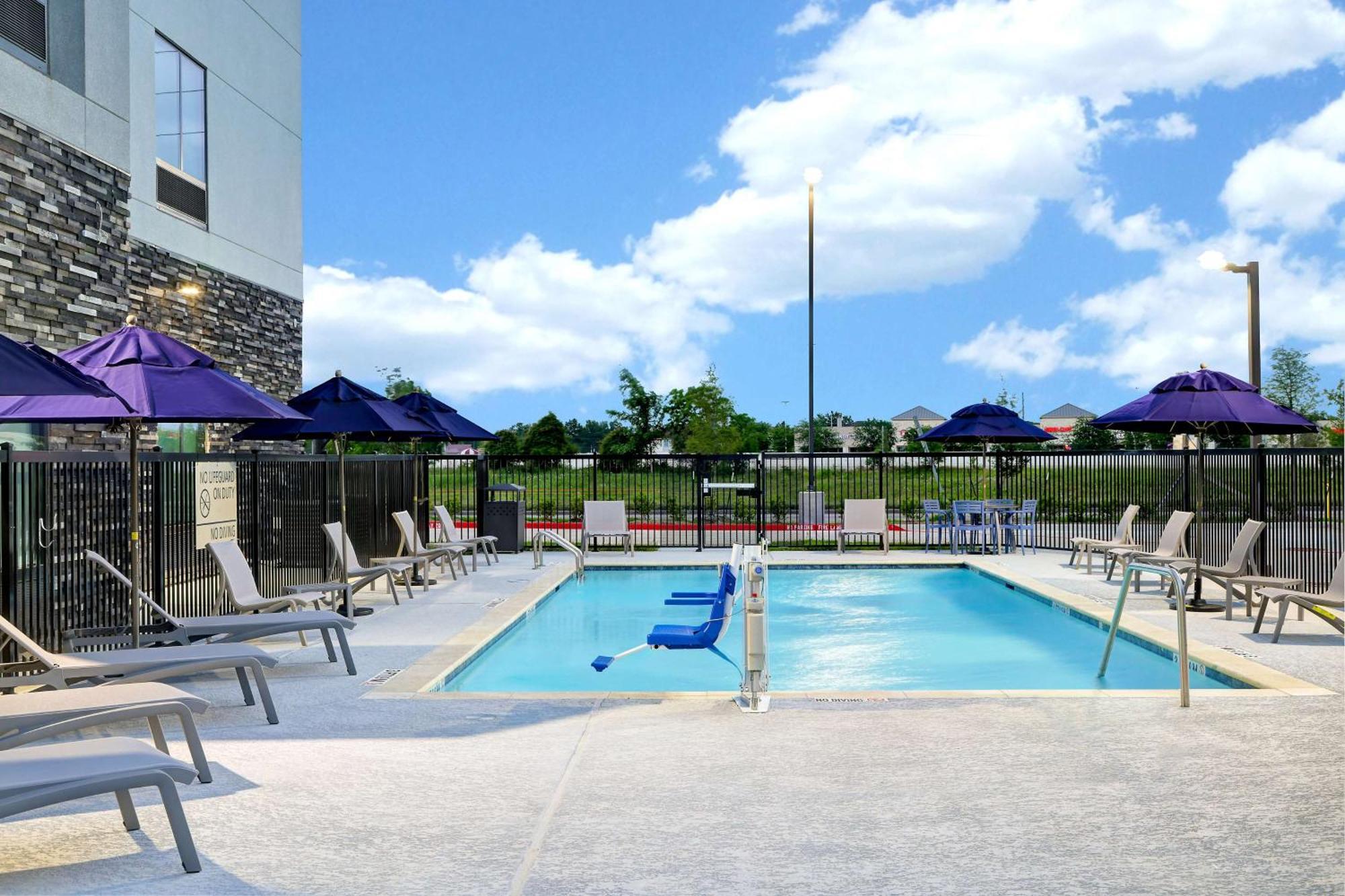 Hampton Inn & Suites Houston East Beltway 8, Tx Cloverleaf المظهر الخارجي الصورة